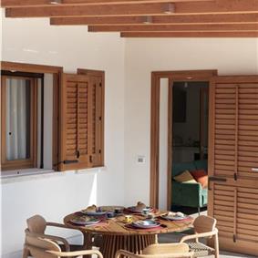 3 bedroom villa with pool near Castellamarre del Golfo, sleeps 5
